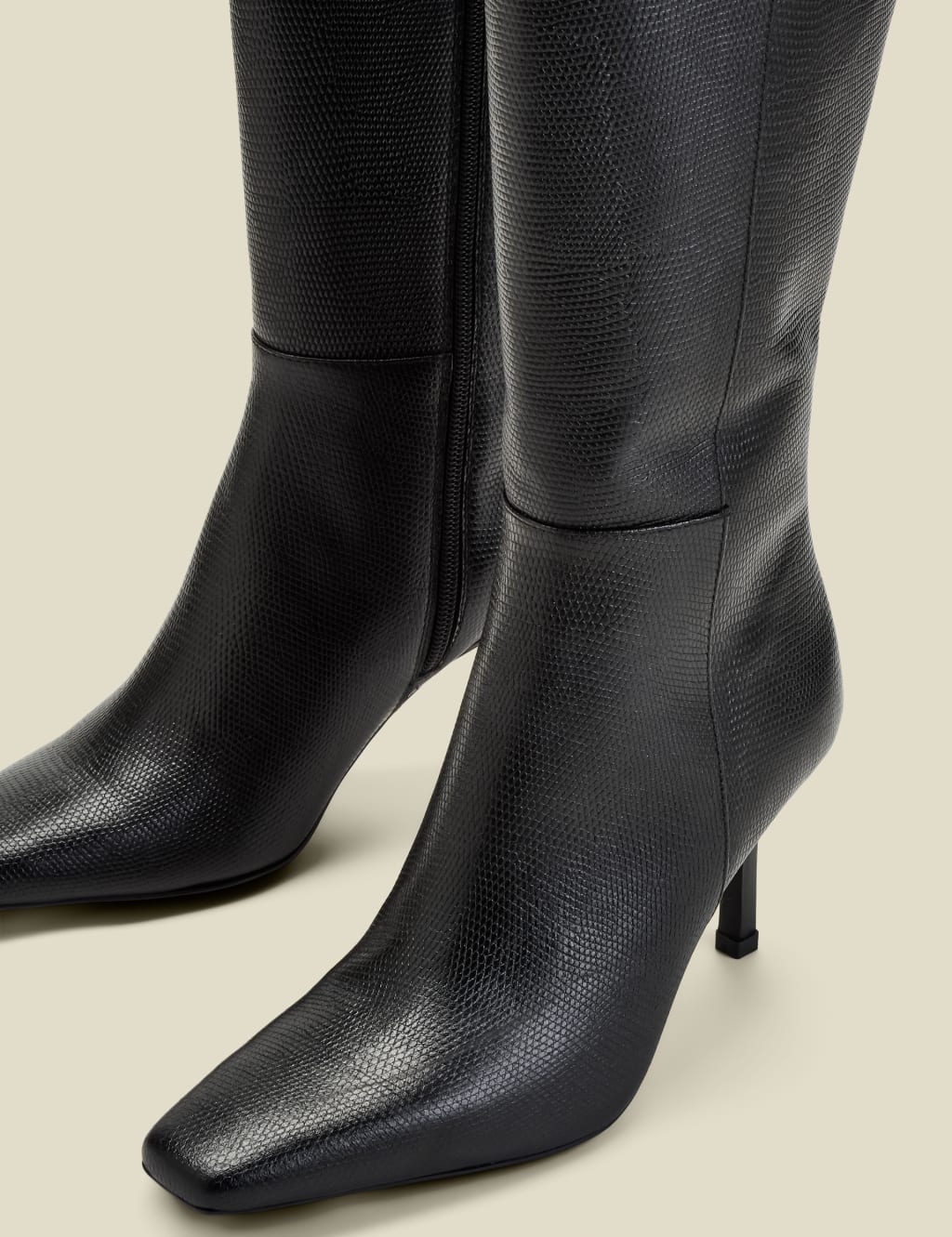 Pointed square toe boots deals