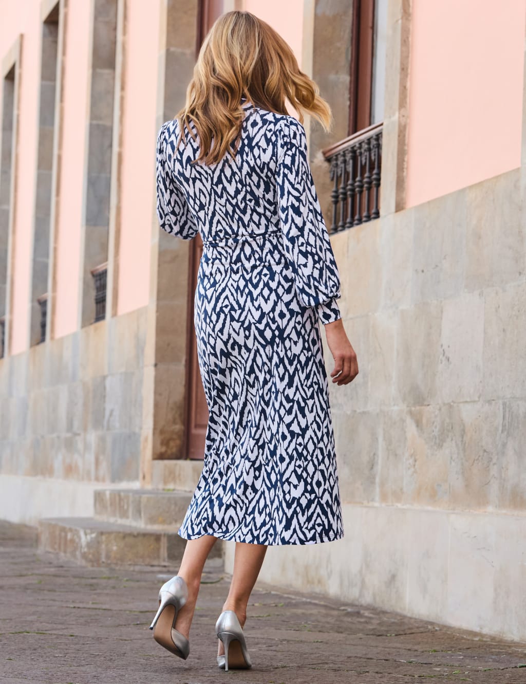 Jersey Jacquard Twist Front Midi Dress 3 of 5