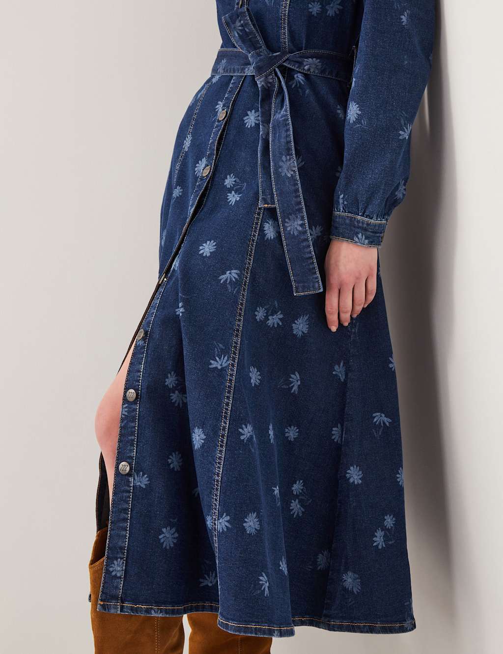 Lulu Daisy Cotton Rich Midi Shirt Dress 3 of 4