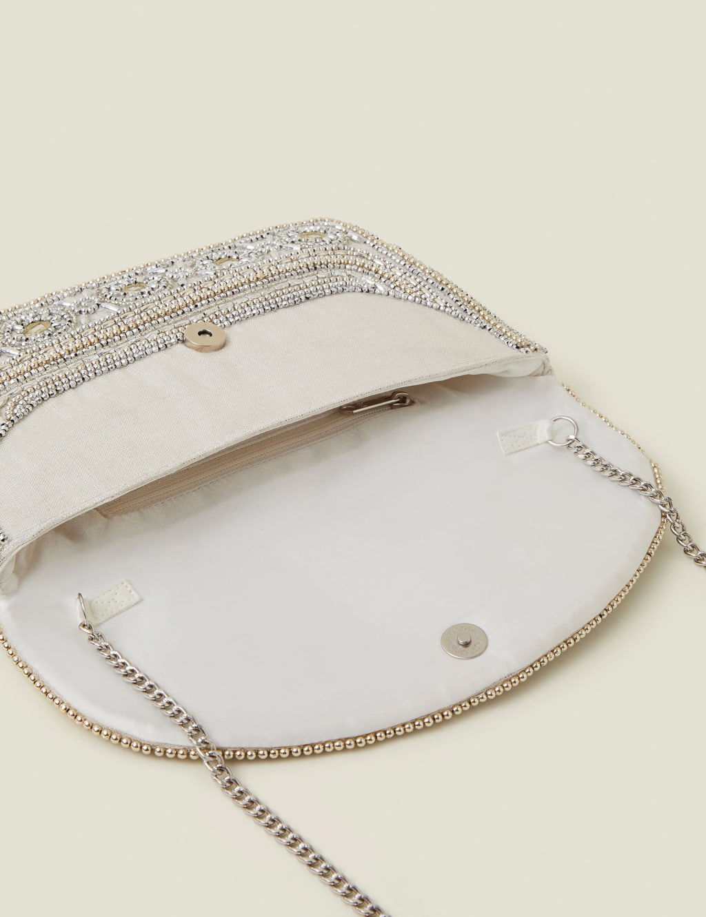 Beaded Chain Strap Clutch Bag 3 of 4