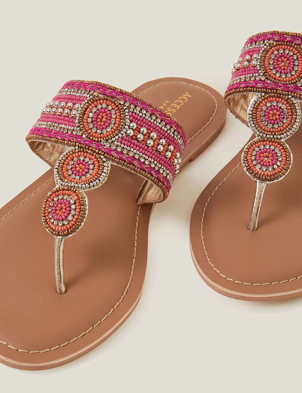 Beaded Circle Flat Toe Thong Sandals 3 of 4