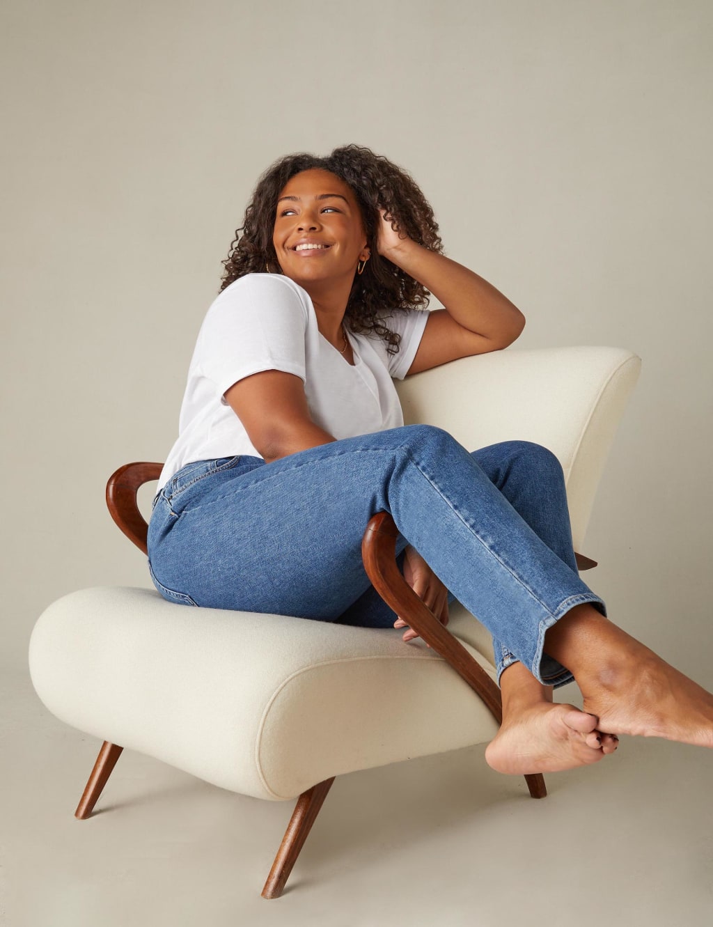 Cotton Rich Mid Rise Mom Jeans 3 of 4