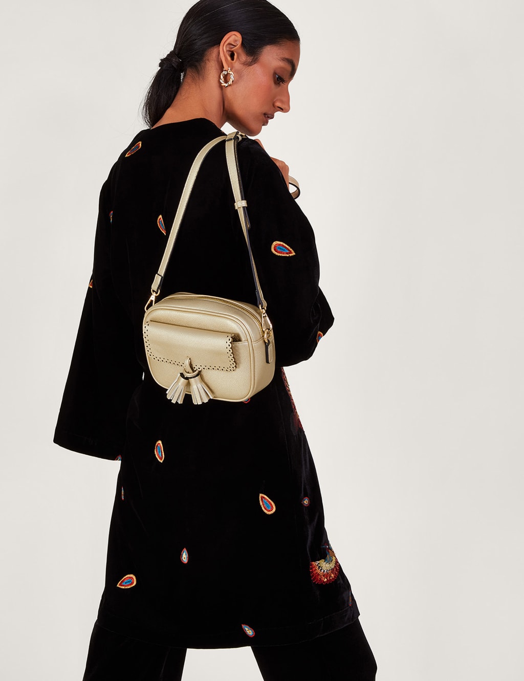 Stylish camera bag for ladies store