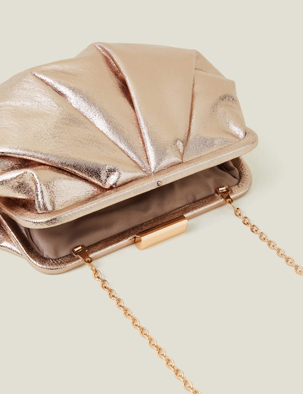 Metallic Pleated Clutch Bag ACCESSORIZE M S