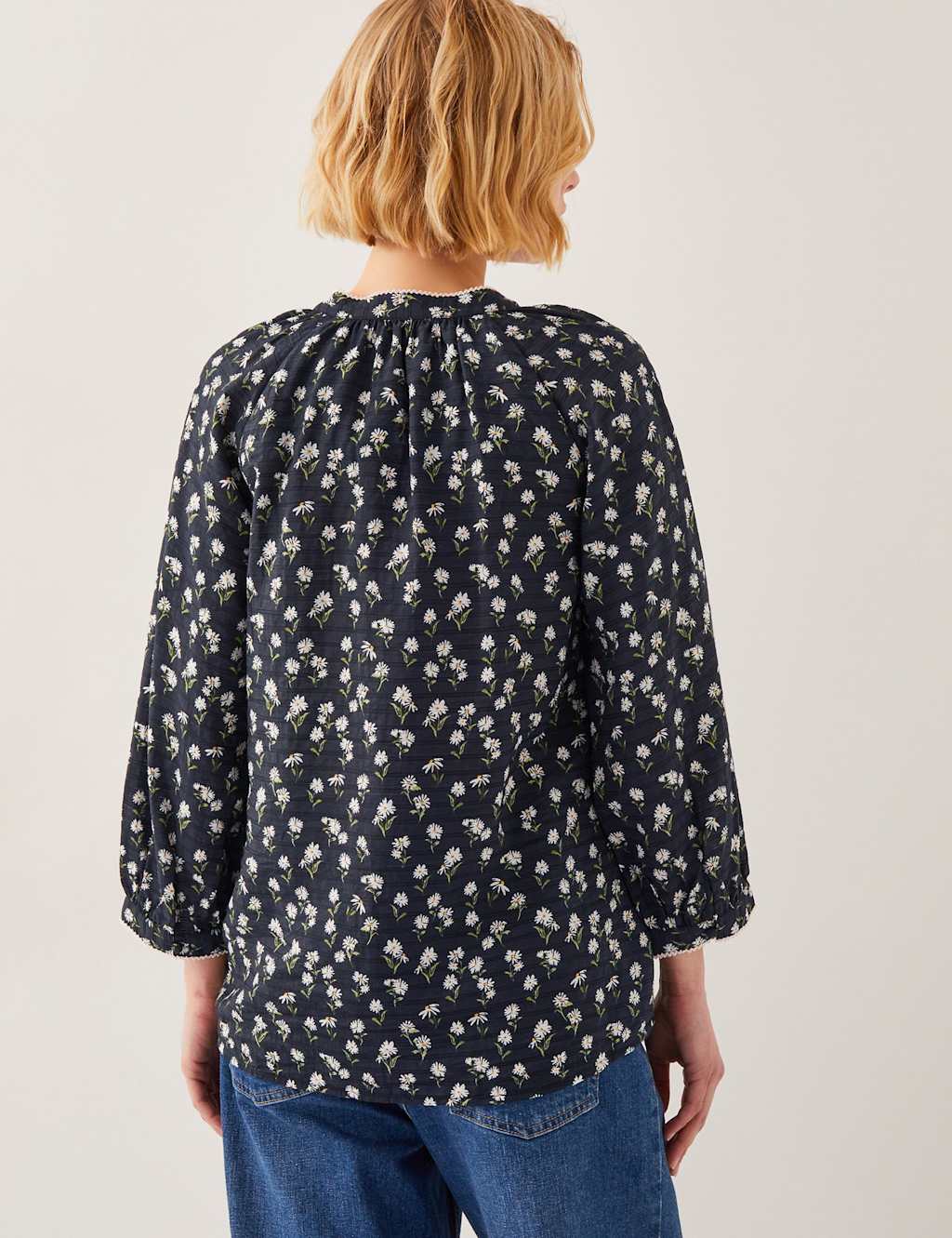 Floral V-Neck Pintuck Button Through Top 2 of 4