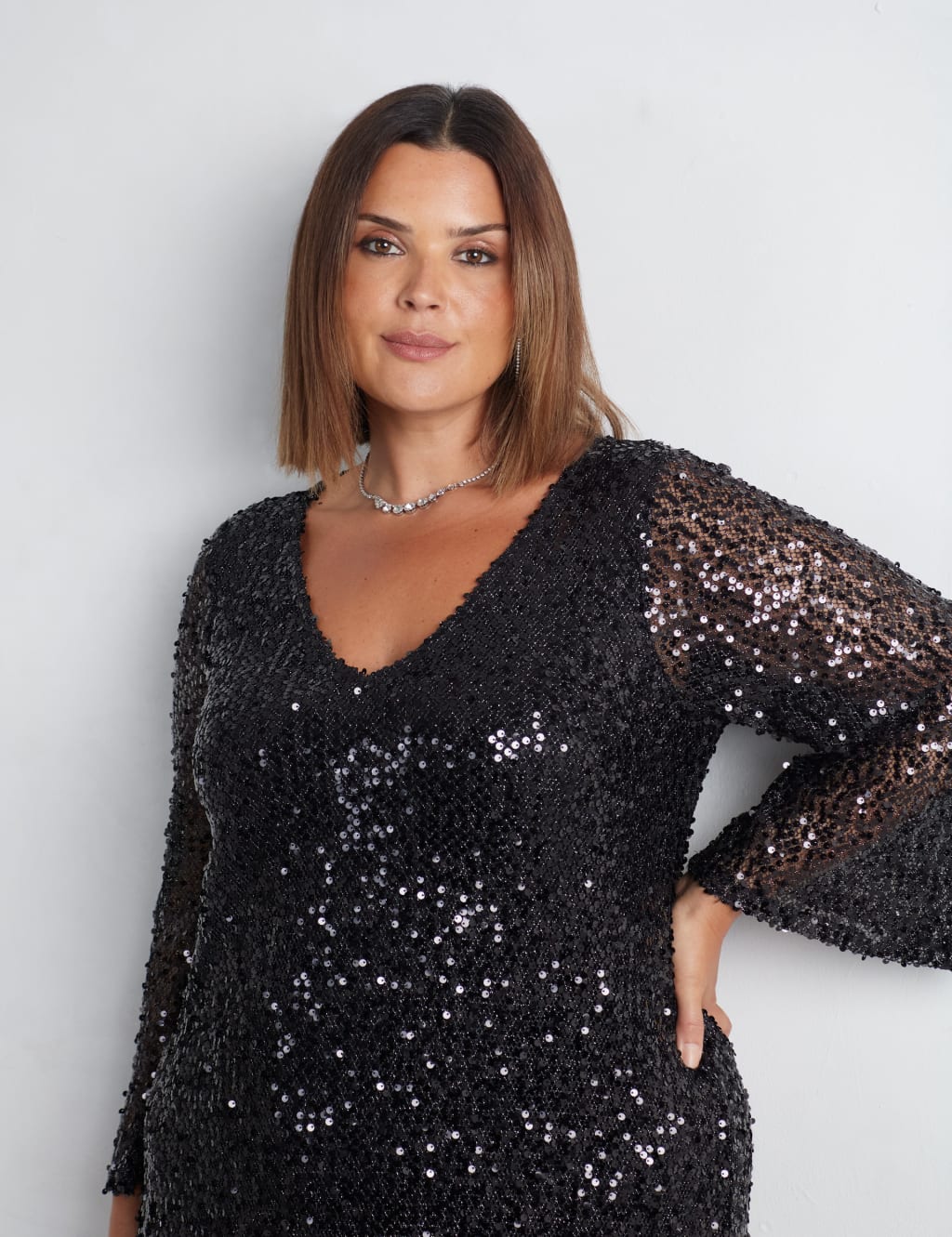 Sequin V-Neck Knee Length Shift Dress 4 of 7