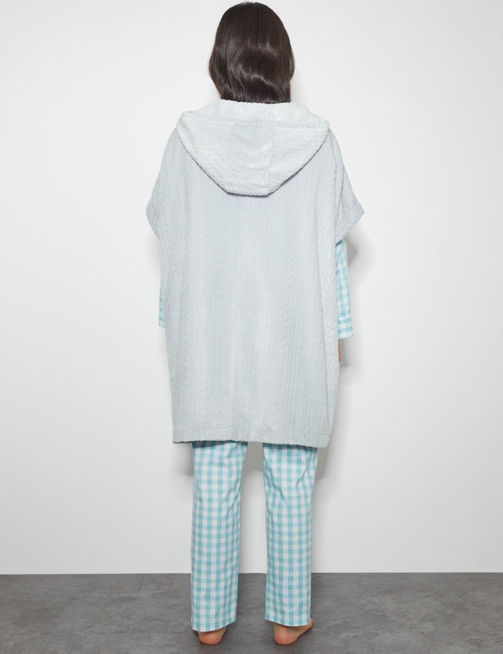 Textured Hooded Poncho 3 of 4