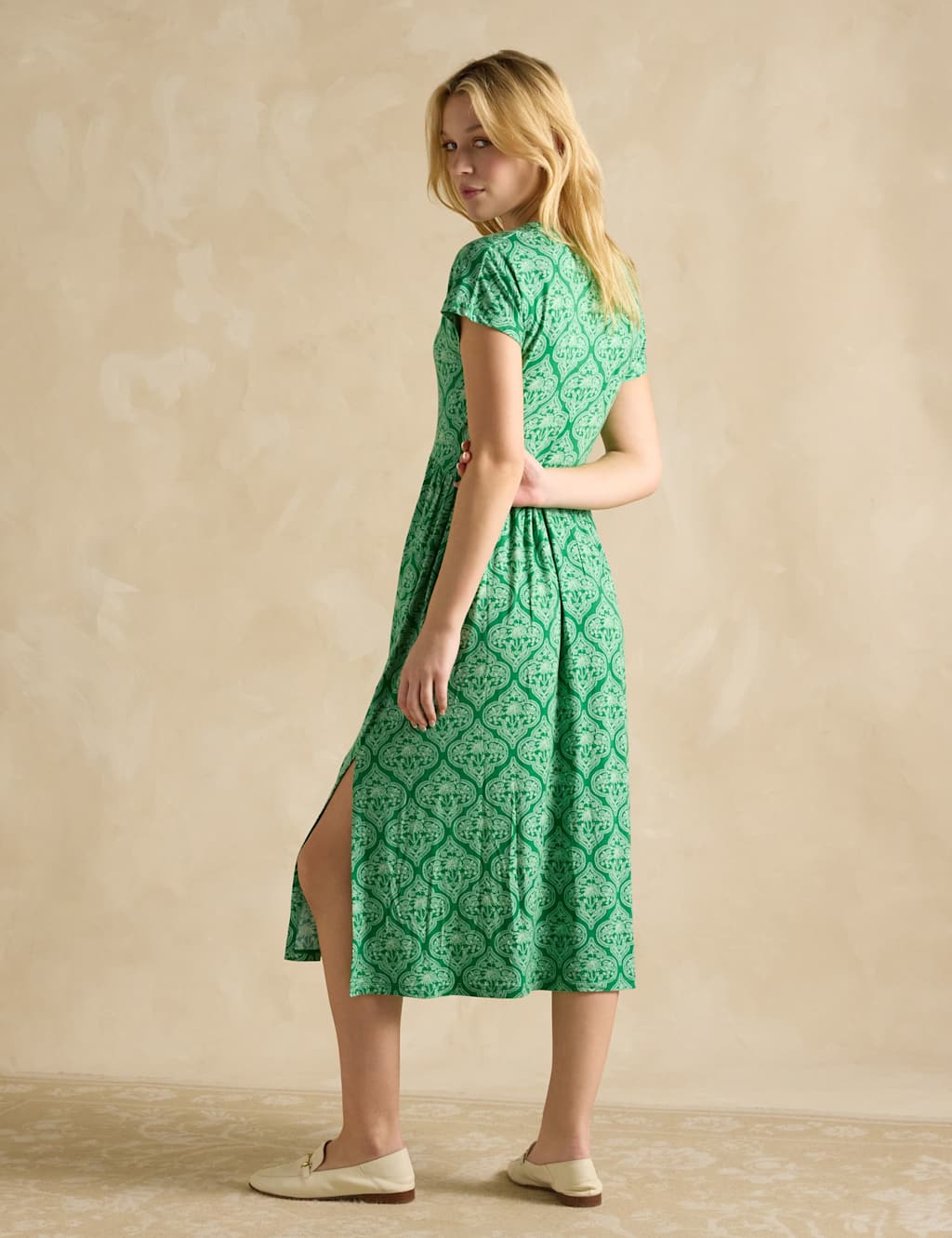 Jersey Printed V-Neck Midaxi Waisted Dress 2 of 6