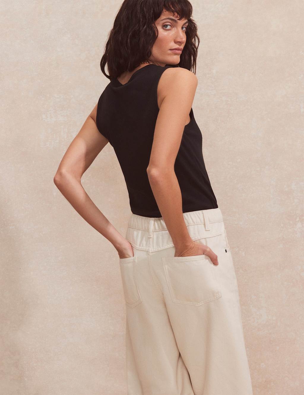 Cotton Rich Ribbed Slim Fit Vest 3 of 4