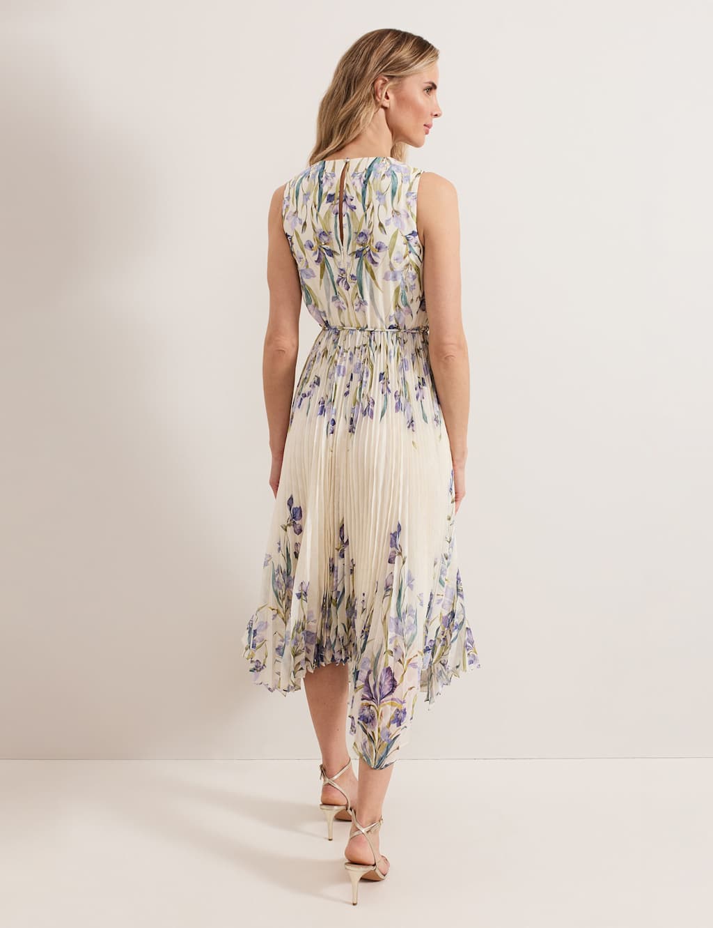 Floral Belted Pleated Midi Skater Dress 7 of 8