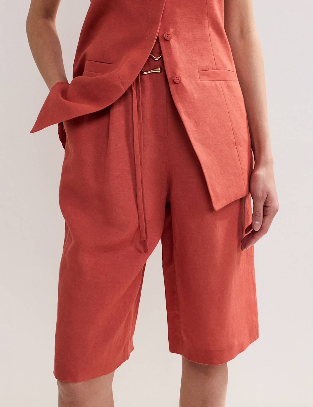 Linen Rich Belted Long Shorts 4 of 5