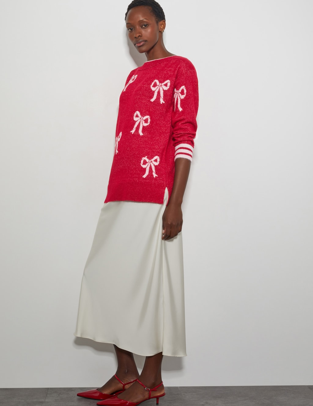 Red slash neck jumper outlet