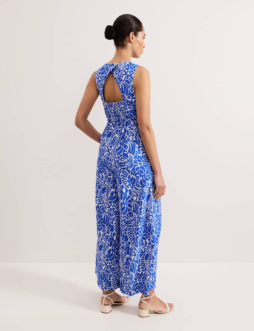 Printed Sleeveless Wide Leg Jumpsuit 6 of 8