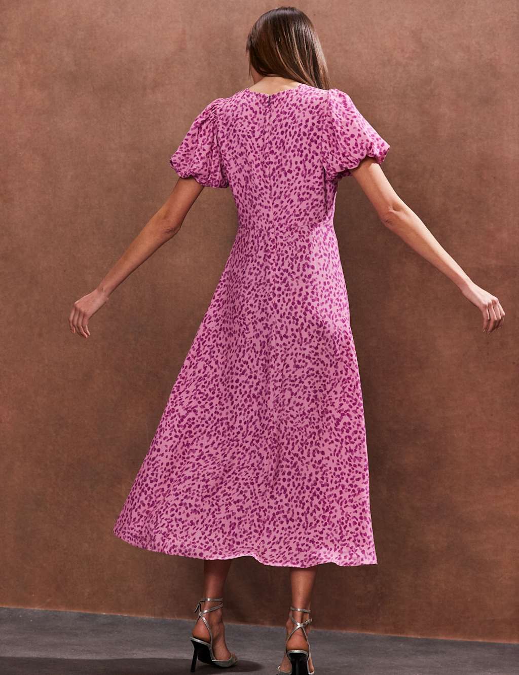 Ditsy Floral Puff Sleeve Midaxi Tea Dress 2 of 4