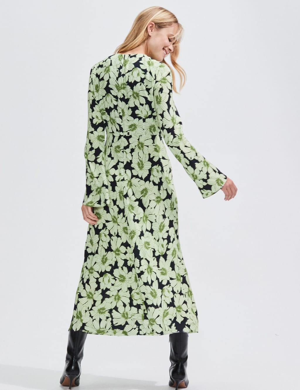 Floral Flute Sleeve Midaxi Tea Dress 2 of 4