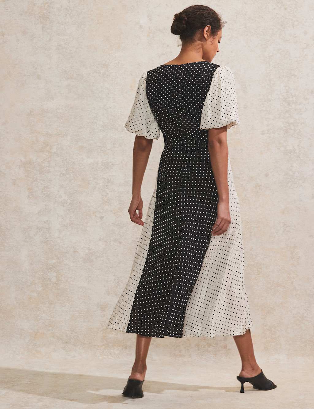 Spot Print V-Neck Midi Tea Dress 3 of 4