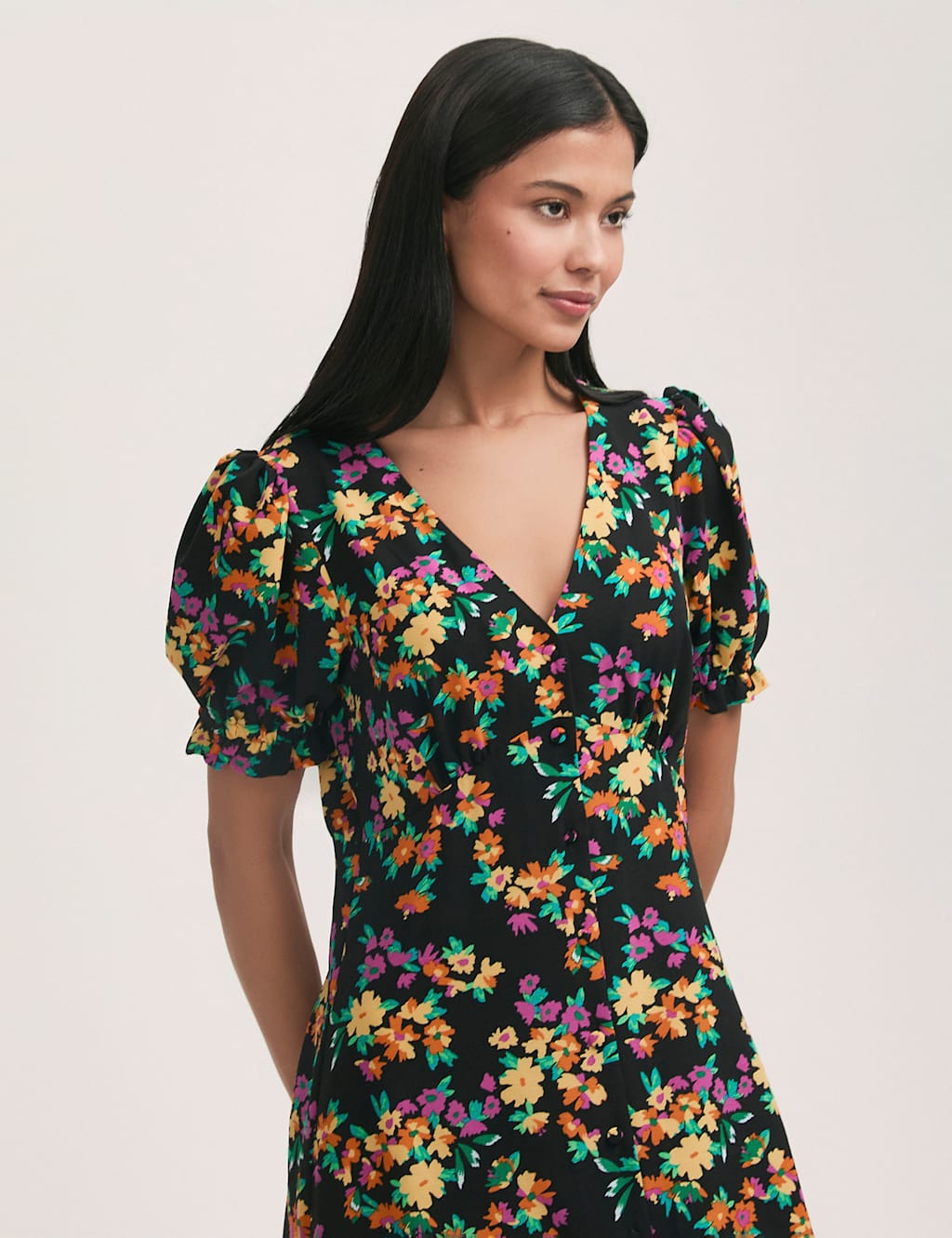 Crepe Floral V-Neck Midi Tea Dress 4 of 4
