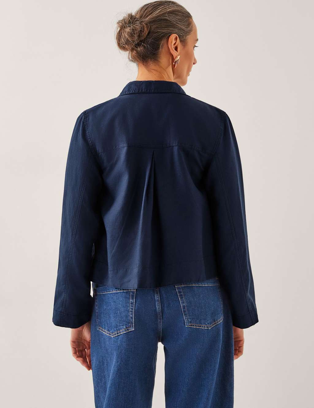 Lyocell Rich Collared Cropped Jacket 4 of 4