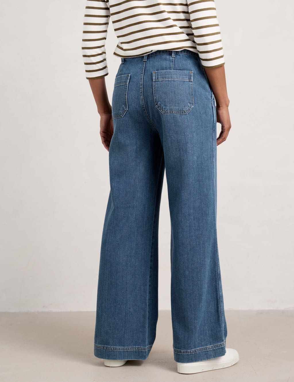 Wide Leg Jeans 4 of 5