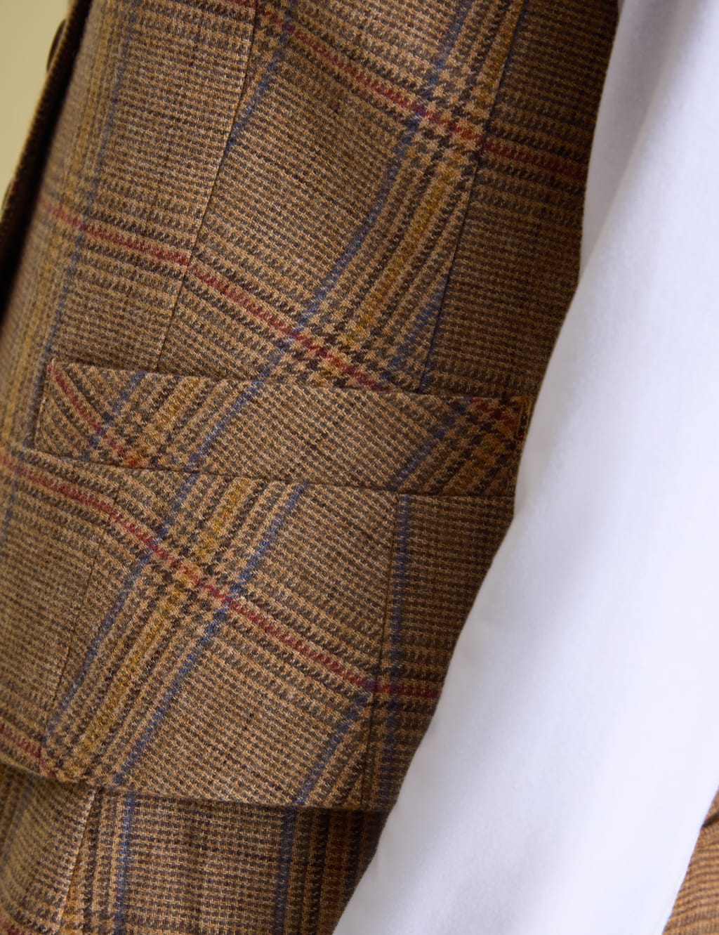 Wool Rich Tweed Single Breasted Waistcoat 6 of 8