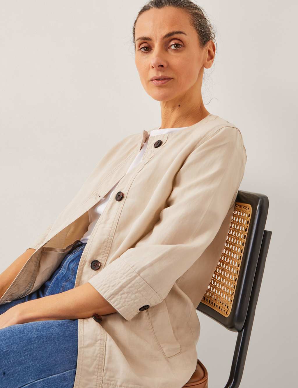 Lyocell Rich Lightweight Collarless Jacket 3 of 4