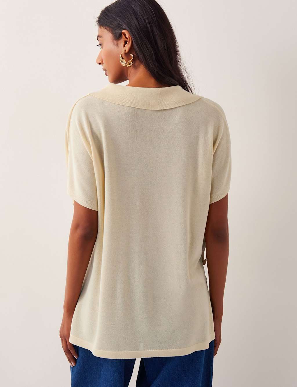 Knitted Collared V-Neck Top with Linen 4 of 5