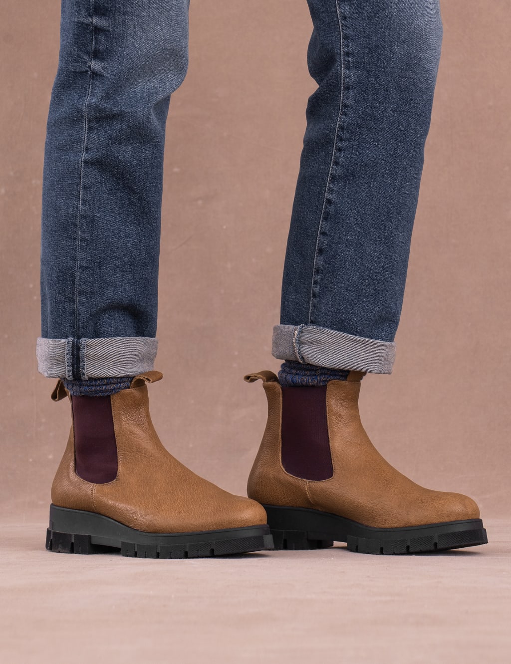 Leather Chelsea Cleated Ankle Boots Celtic Co. M S