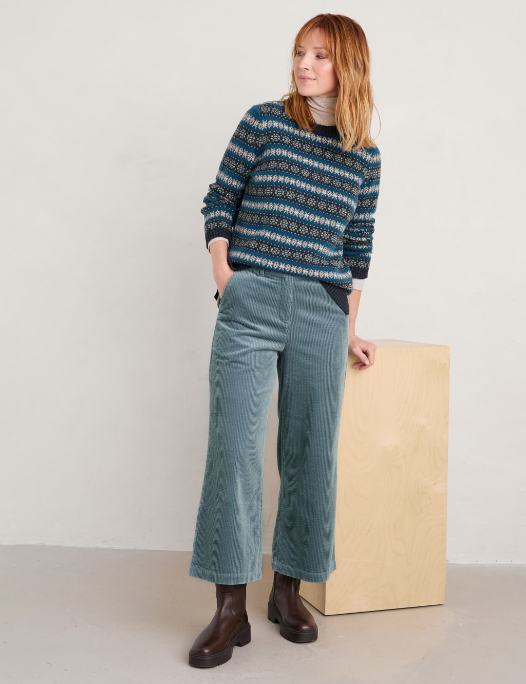 Cord cropped trousers deals