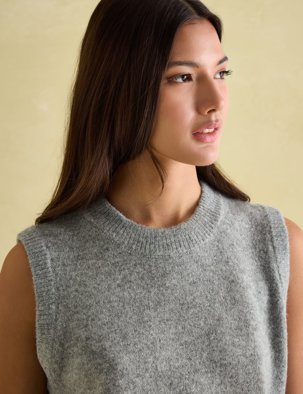 Ribbed Knitted Vest 3 of 5