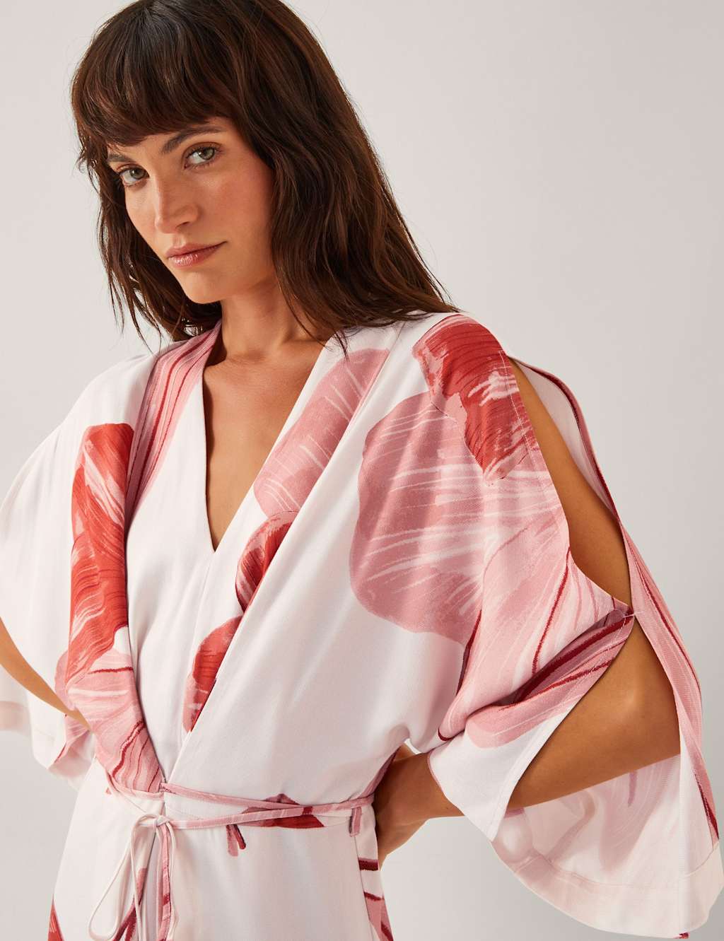 Printed V-Neck Midaxi Waisted Kimono Dress 3 of 4