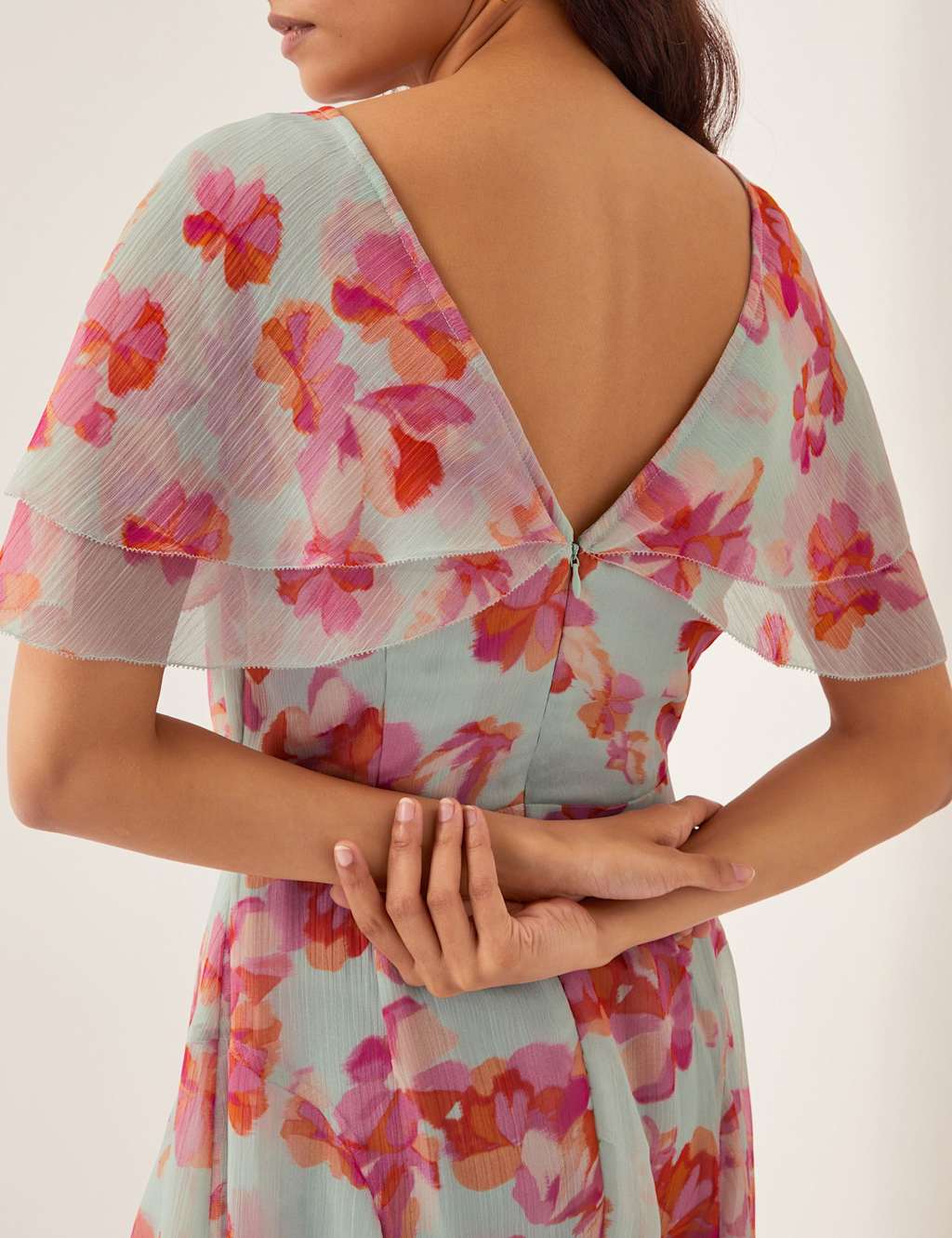 Floral Print Round Neck Midi Dress 3 of 5
