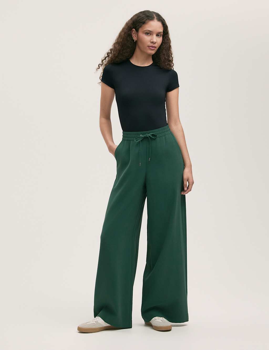 Drawstring Relaxed Wide Leg Trousers 1 of 4