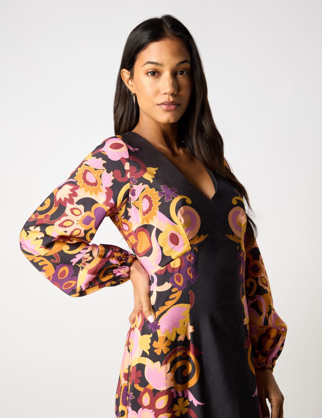 Floral V-Neck Blouson Sleeve Maxi Waisted Dress 4 of 7