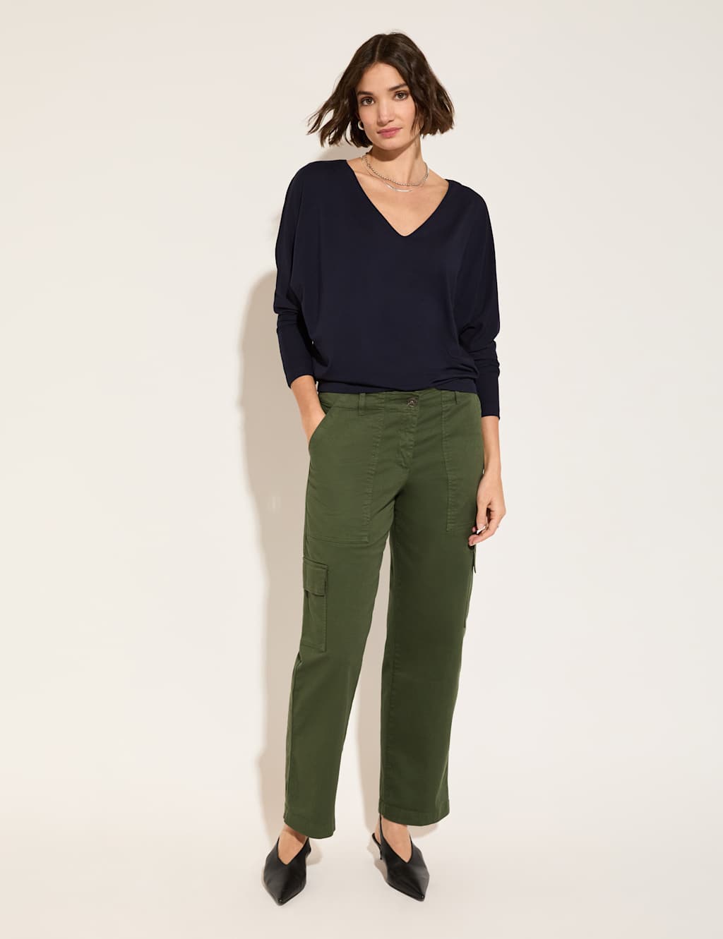 V-Neck Relaxed Top 4 of 4