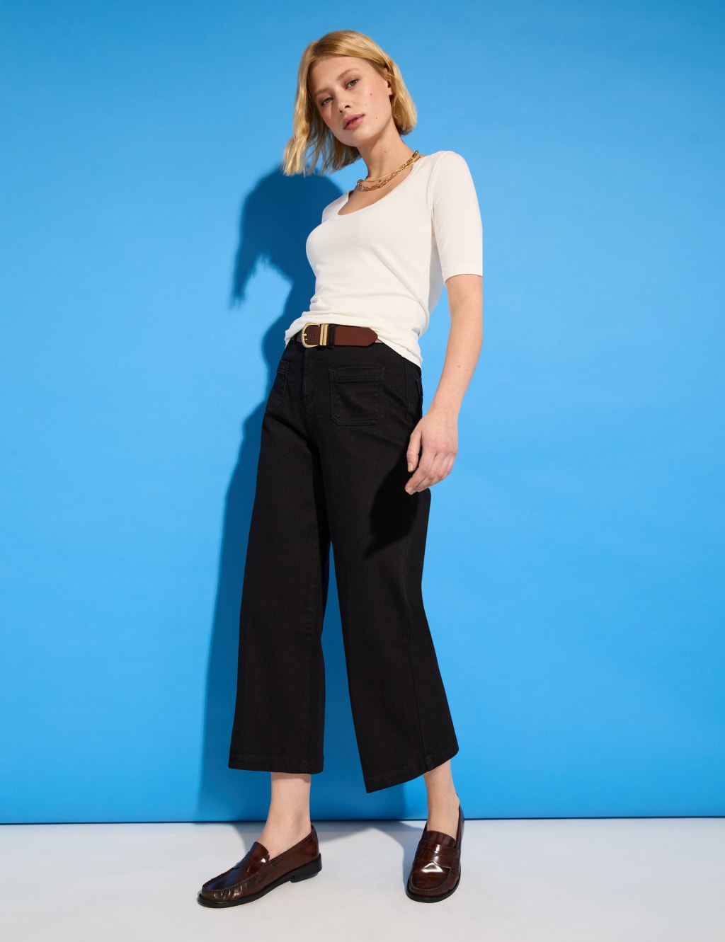 High Waisted Wide Leg Cropped Jeans 3 of 7
