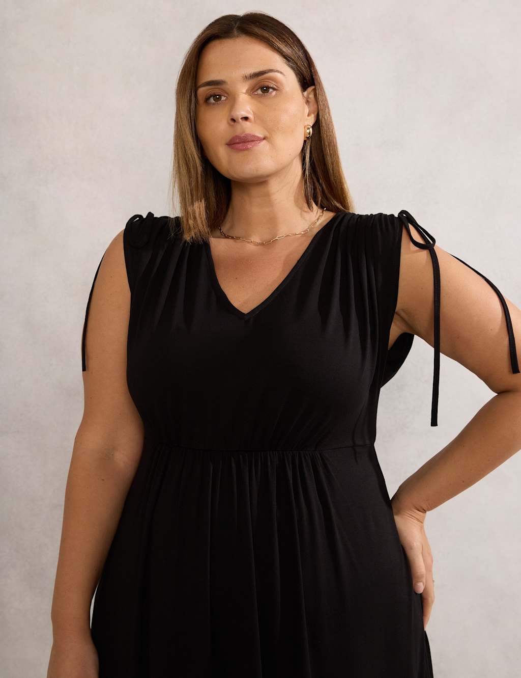 Jersey V-Neck Midi Waisted Dress 3 of 4