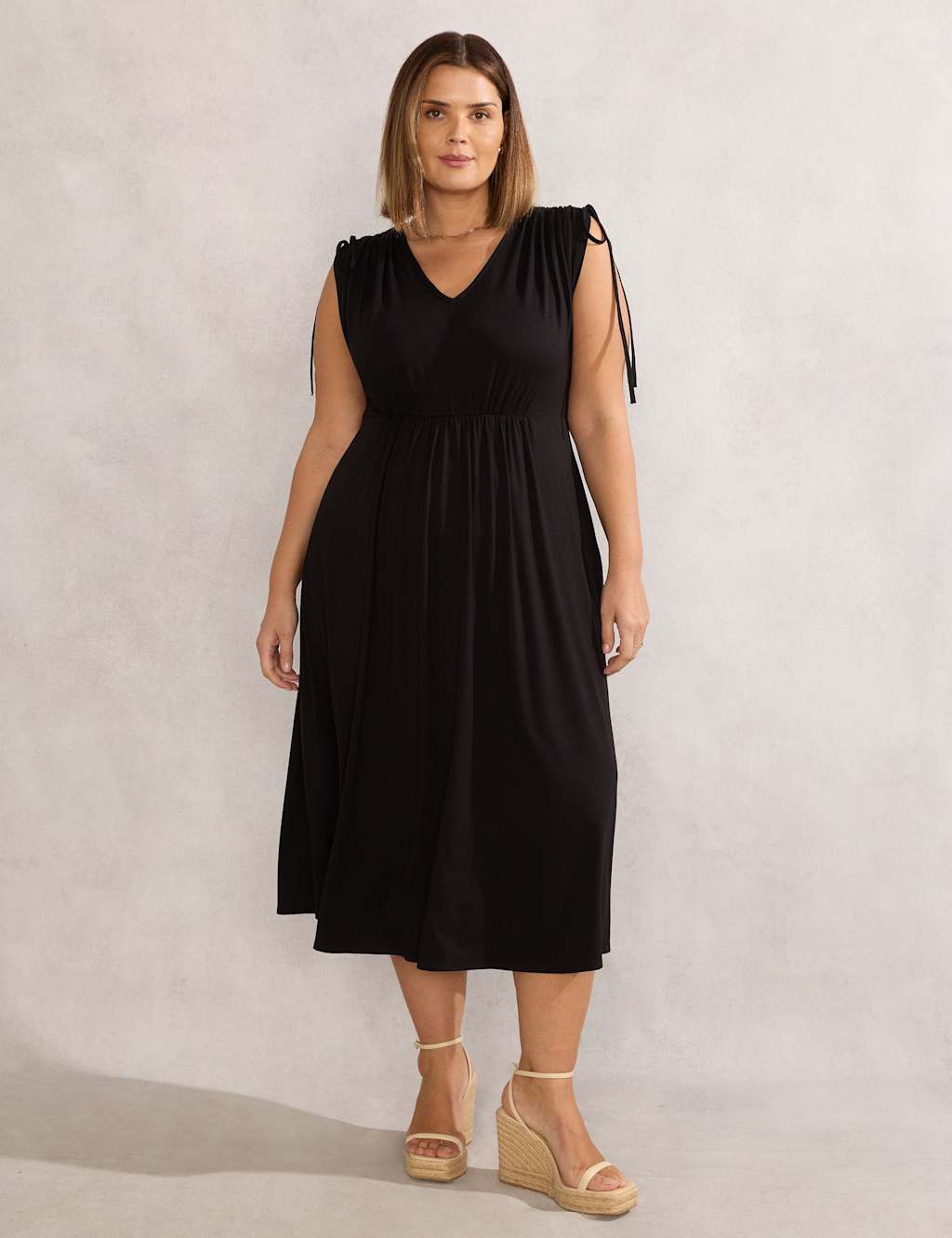 Jersey V-Neck Midi Waisted Dress 4 of 4