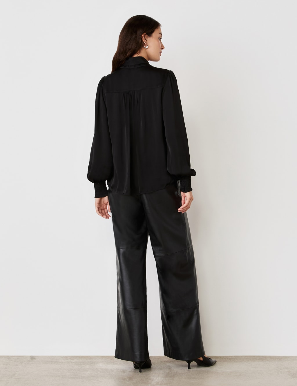 Crepe Tie Neck Blouson Sleeve Blouse 3 of 4