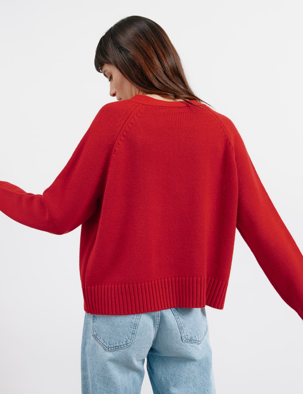 V-Neck Relaxed Cardigan with Wool 5 of 6