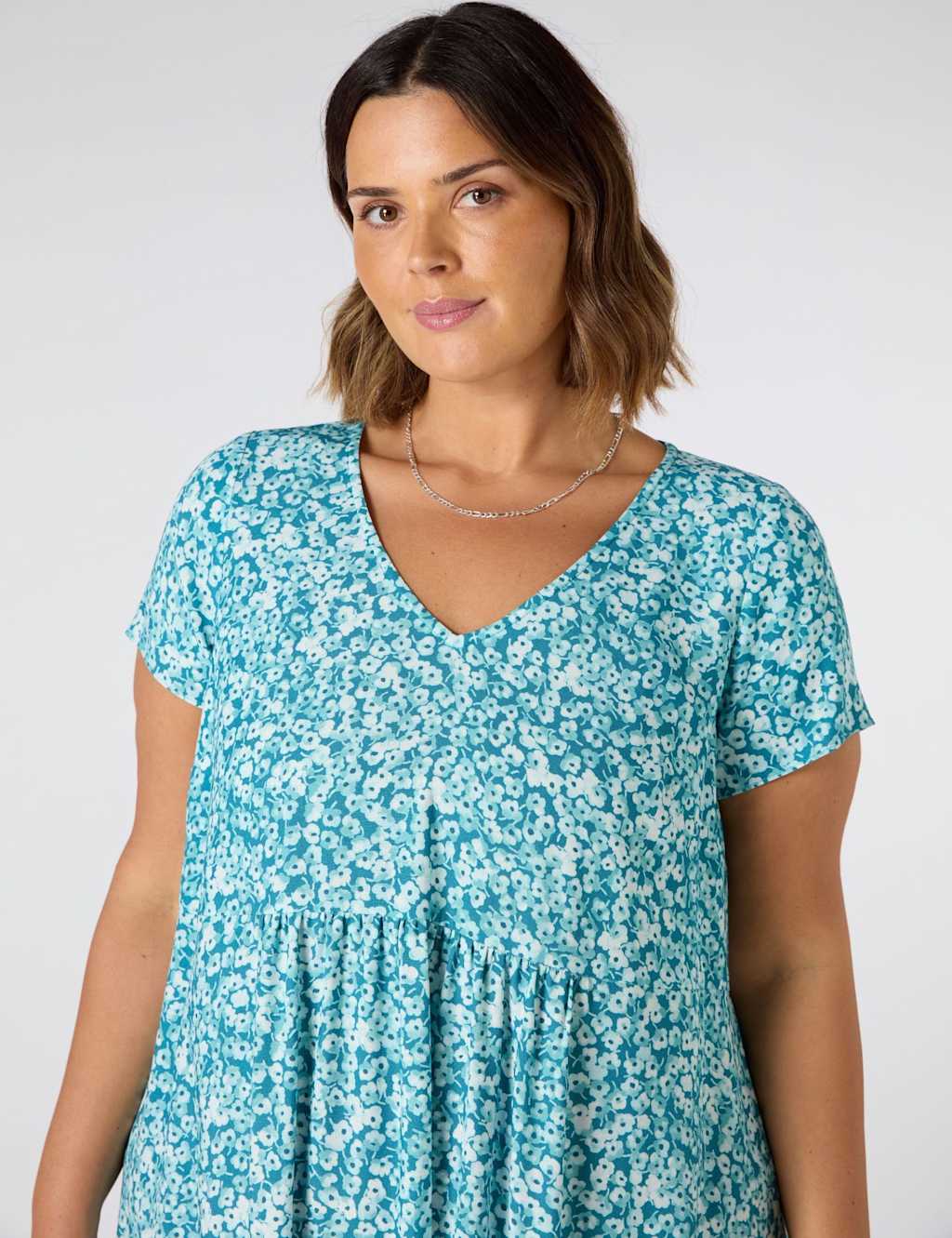 Ditsy Floral V-Neck Midi Waisted Dress 3 of 3