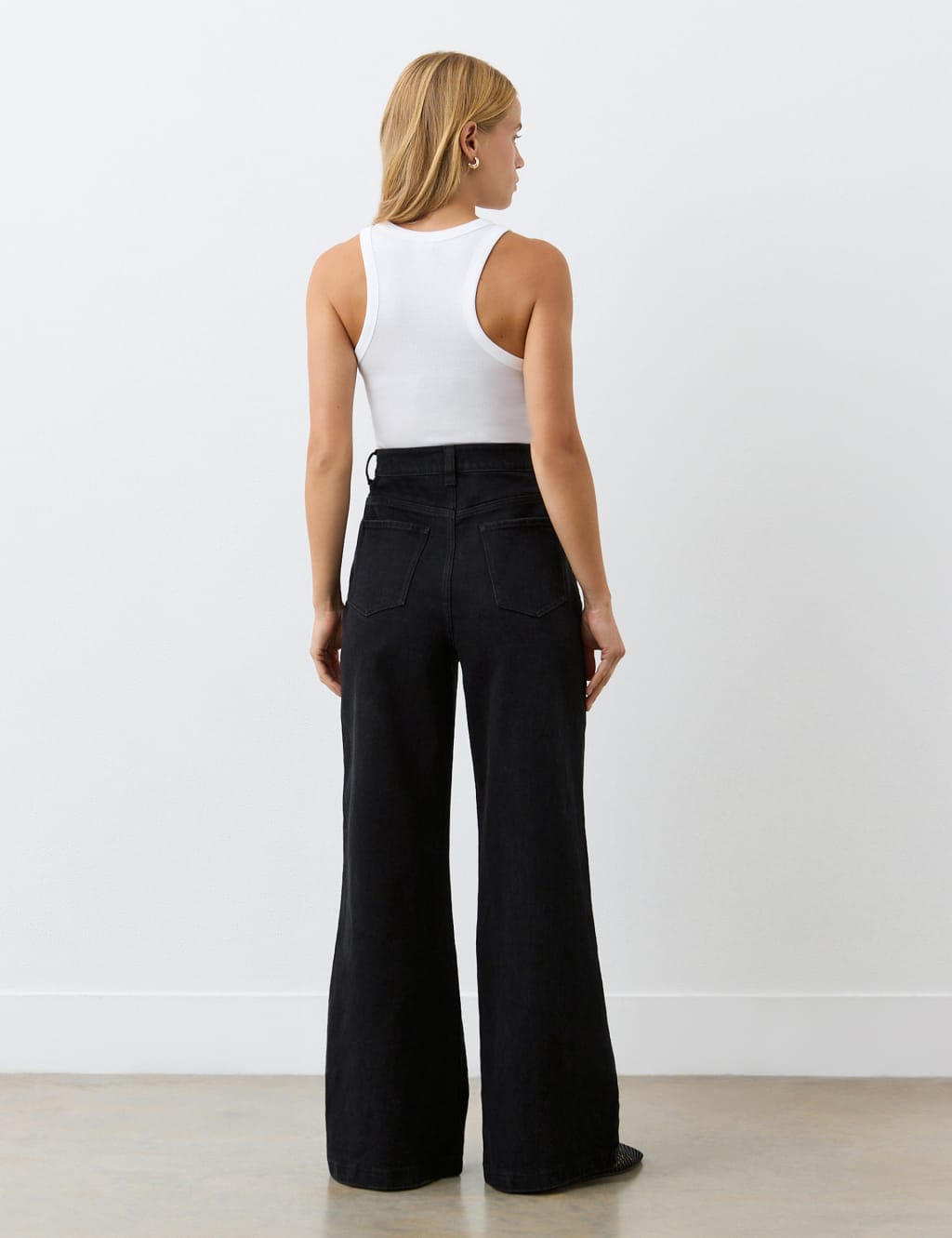 High Waisted Wide Leg Jeans 3 of 4