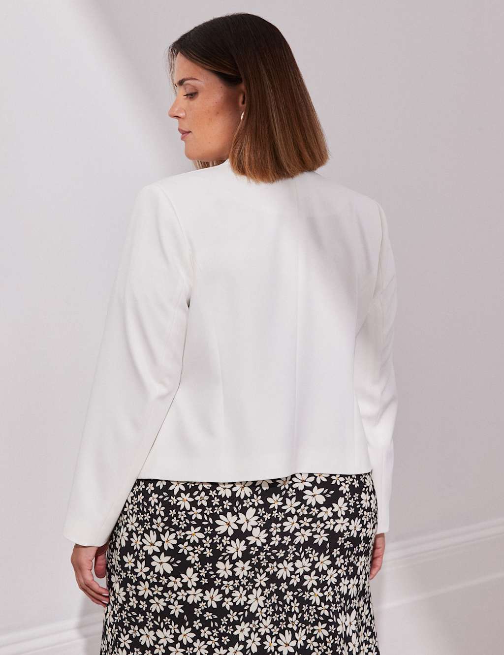 Collarless Cropped Blazer 4 of 5