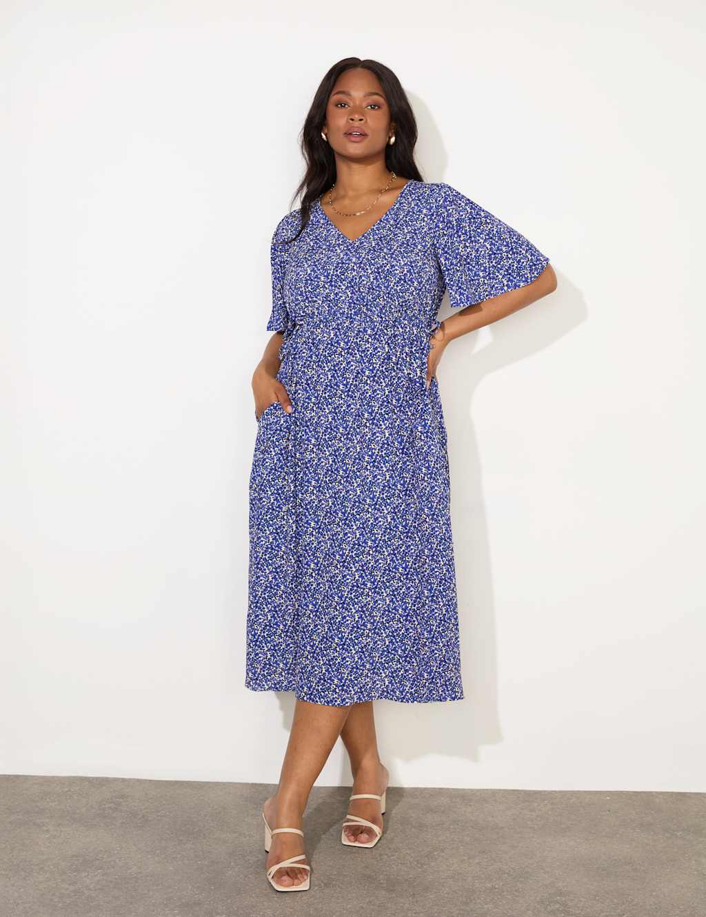 Ditsy Floral V-Neck Midi Waisted Dress 3 of 7