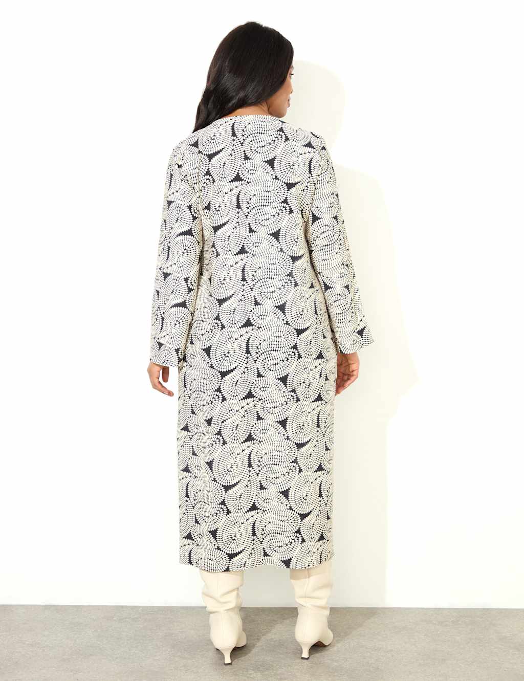 Paisley Print V-Neck Midi Swing Dress 4 of 4