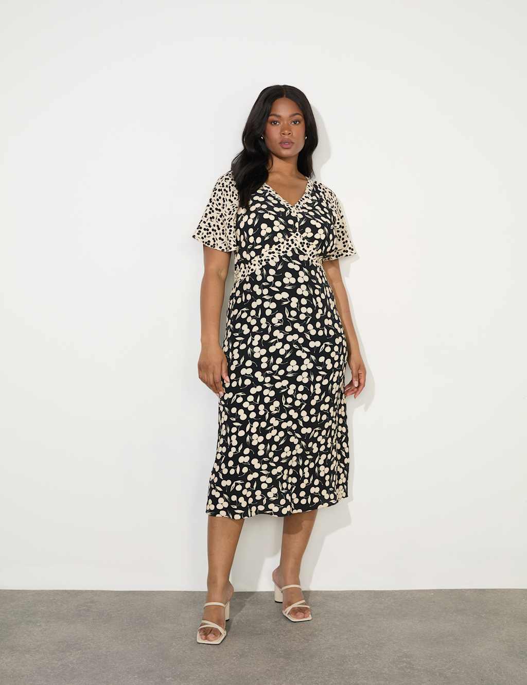 Cherry Print V-Neck Midaxi Tea Dress 6 of 7