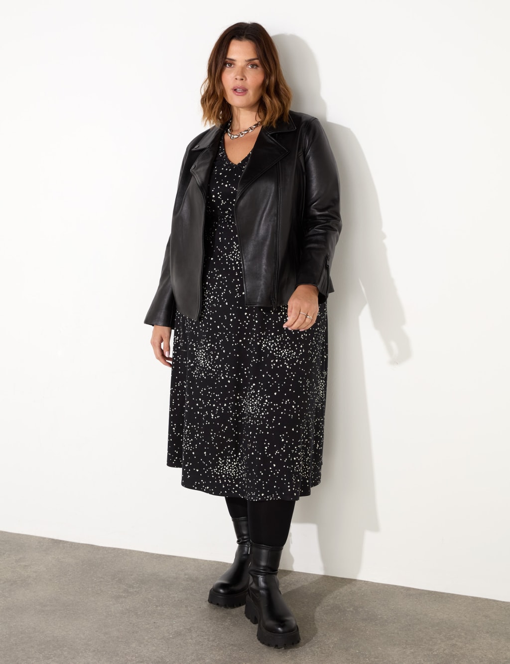 Jersey Heart Print V-Neck Midi Swing Dress 2 of 4