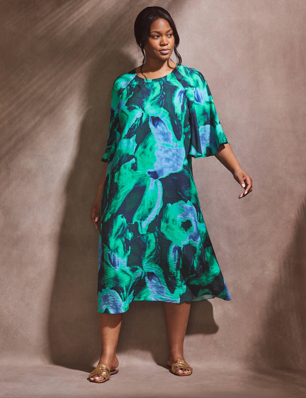 Printed Angel Sleeve Midi Swing Dress 5 of 6
