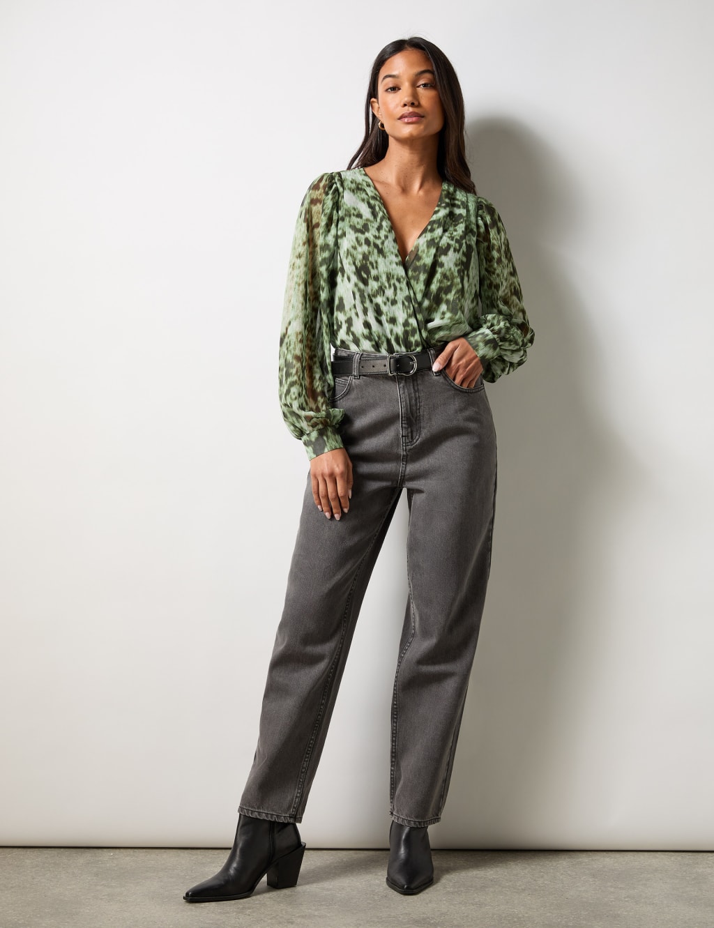 Animal Print Puff Sleeve Bodysuit 4 of 6