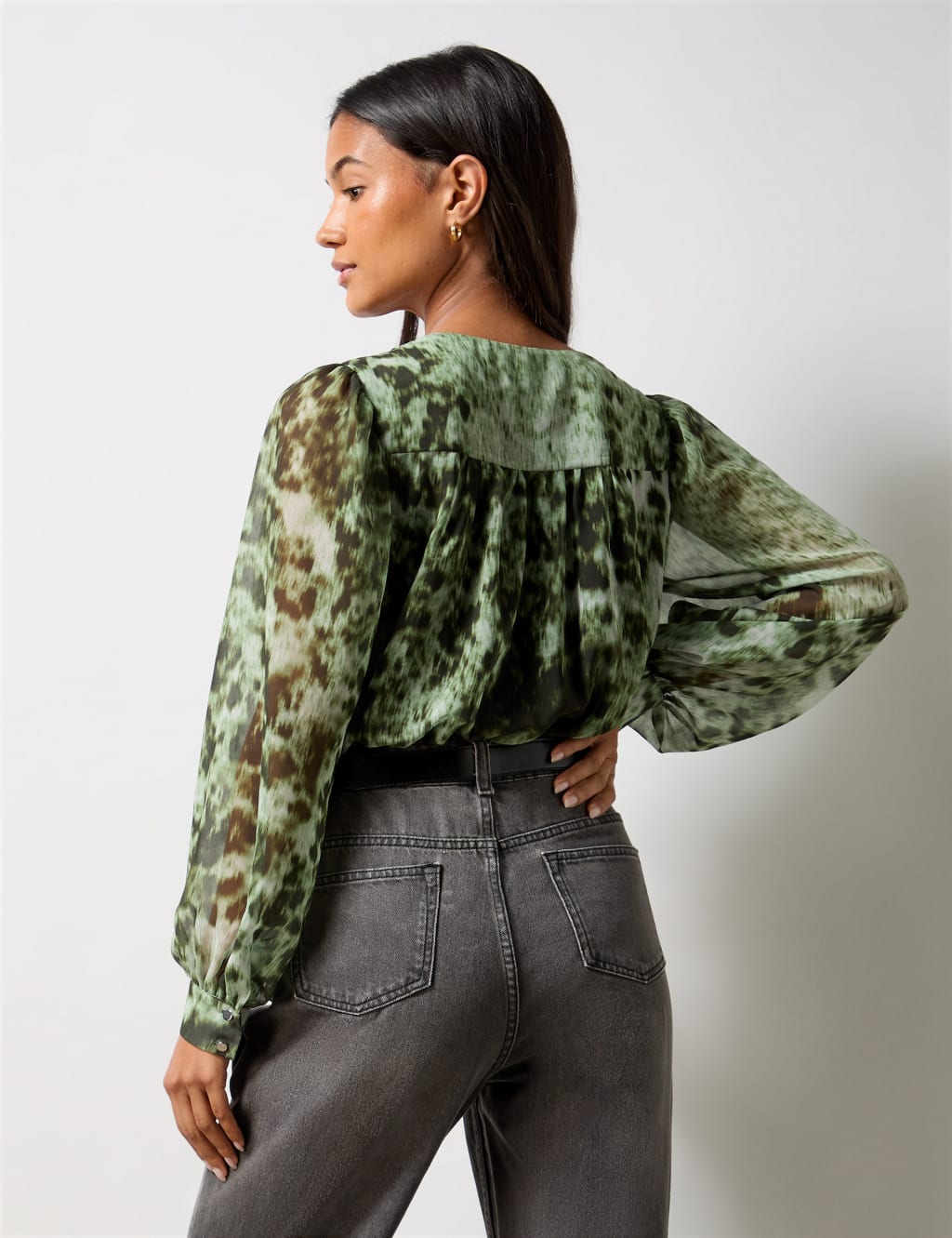 Animal Print Puff Sleeve Bodysuit 5 of 6