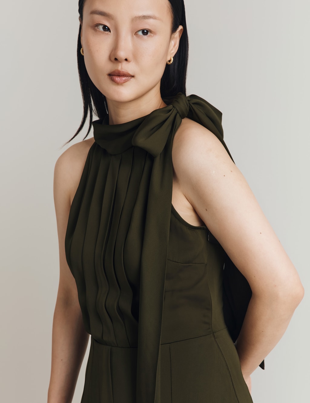 Crepe Tie Neck Sleeveless Jumpsuit 4 of 5